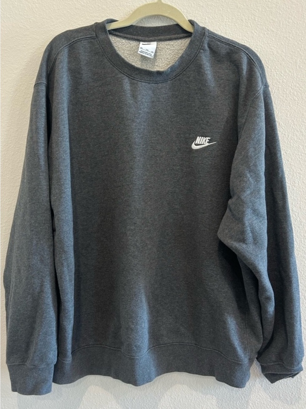 Nike Men's Crewneck Sweatshirt - Dark Charcoal